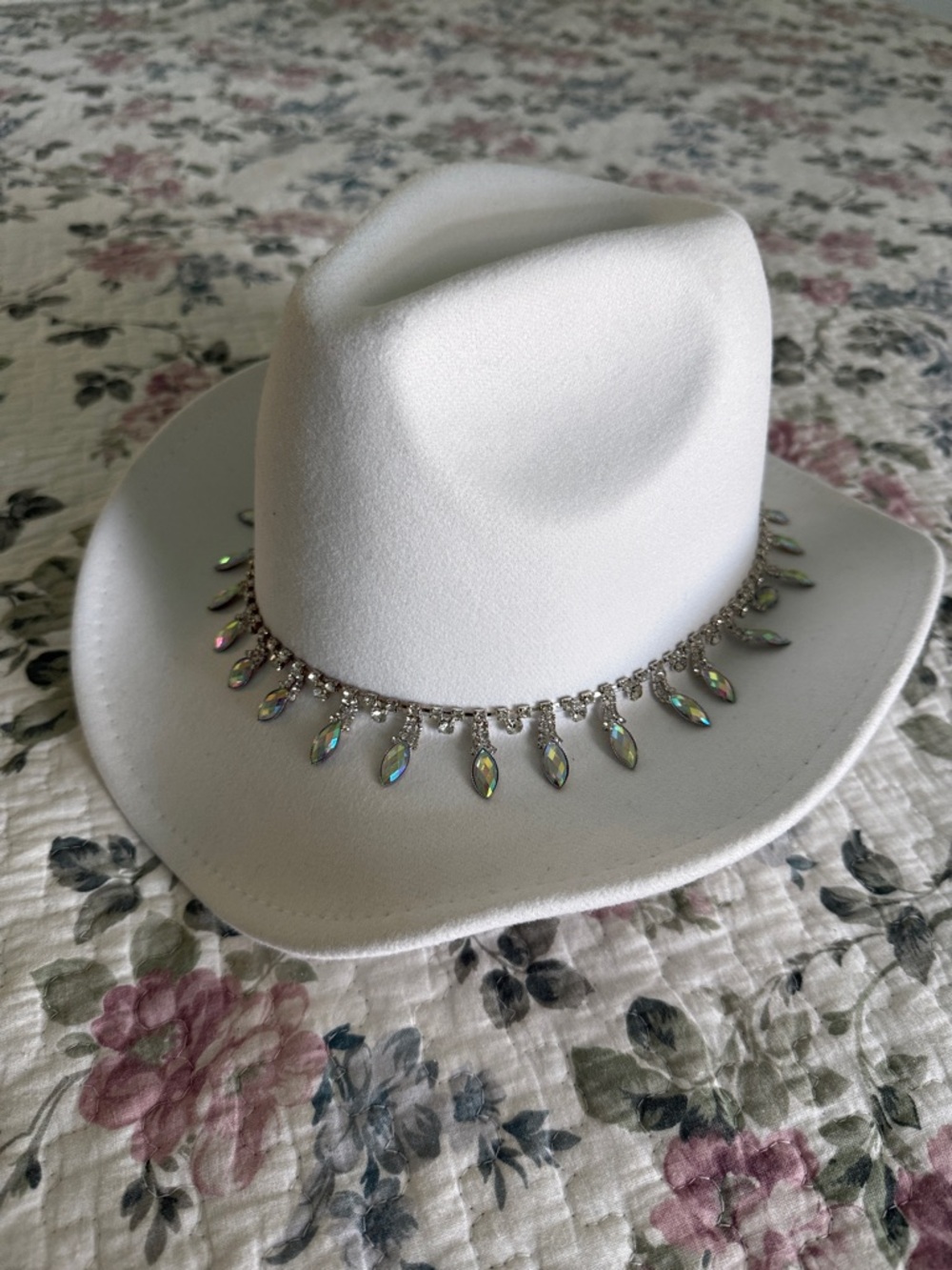 White Felt Cowboy Hat with Iridescent Chain Trim